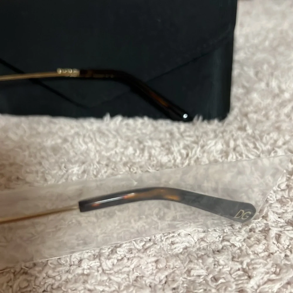 Nwt dolce & gabbana sunglasses
